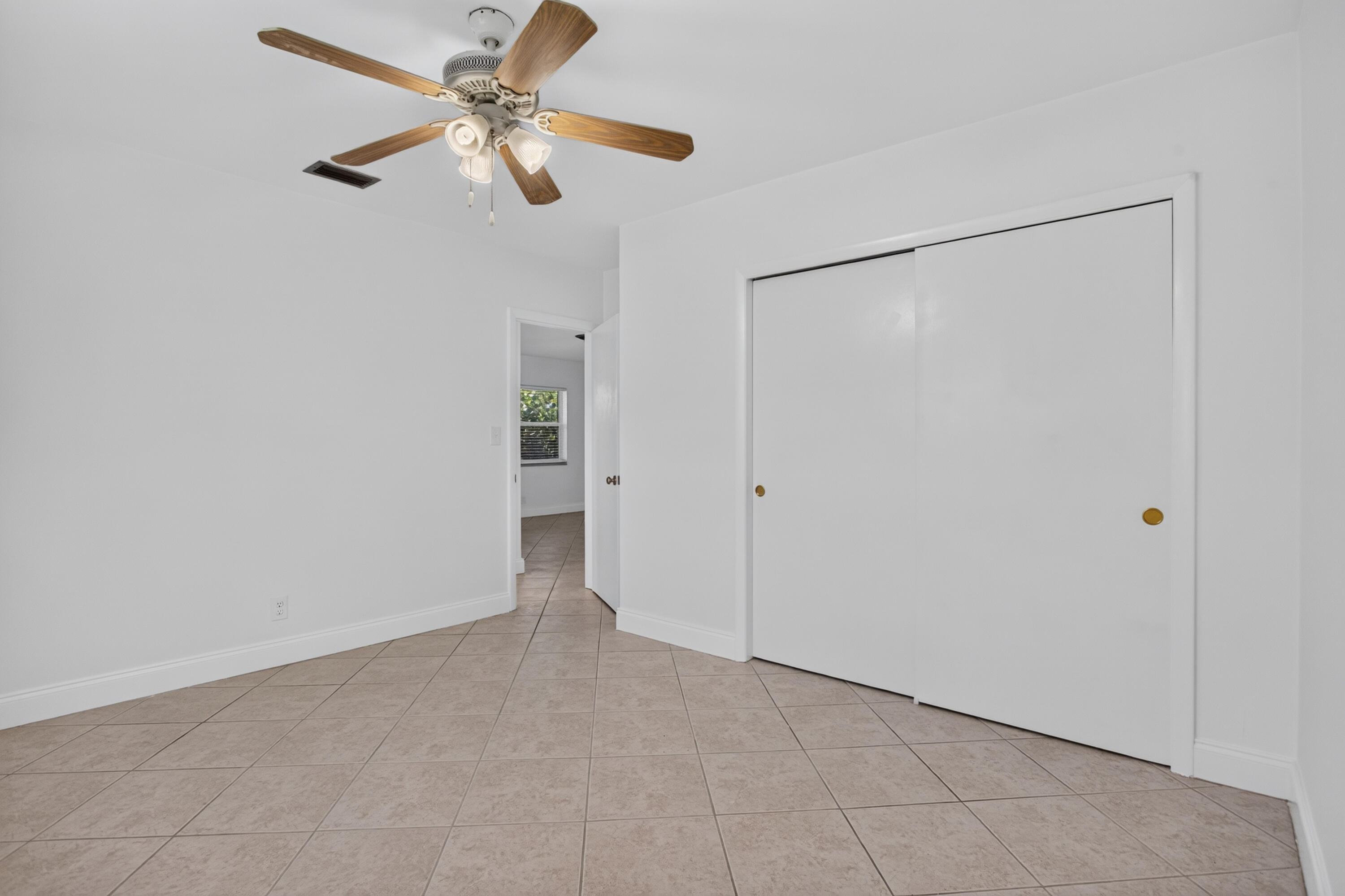 BEACHWAY ESTATES - Residential Income