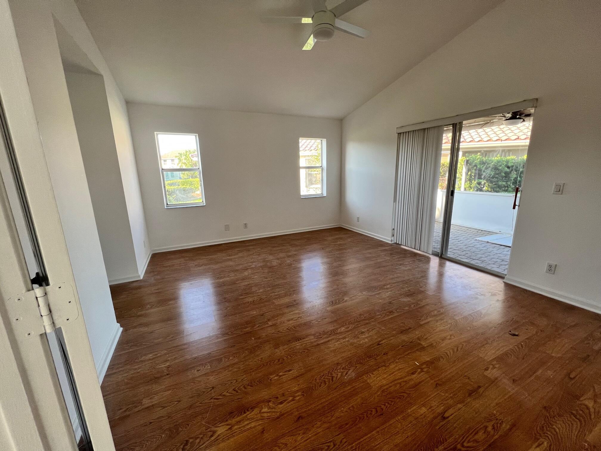 WINDCHIME LAKES - Residential Lease
