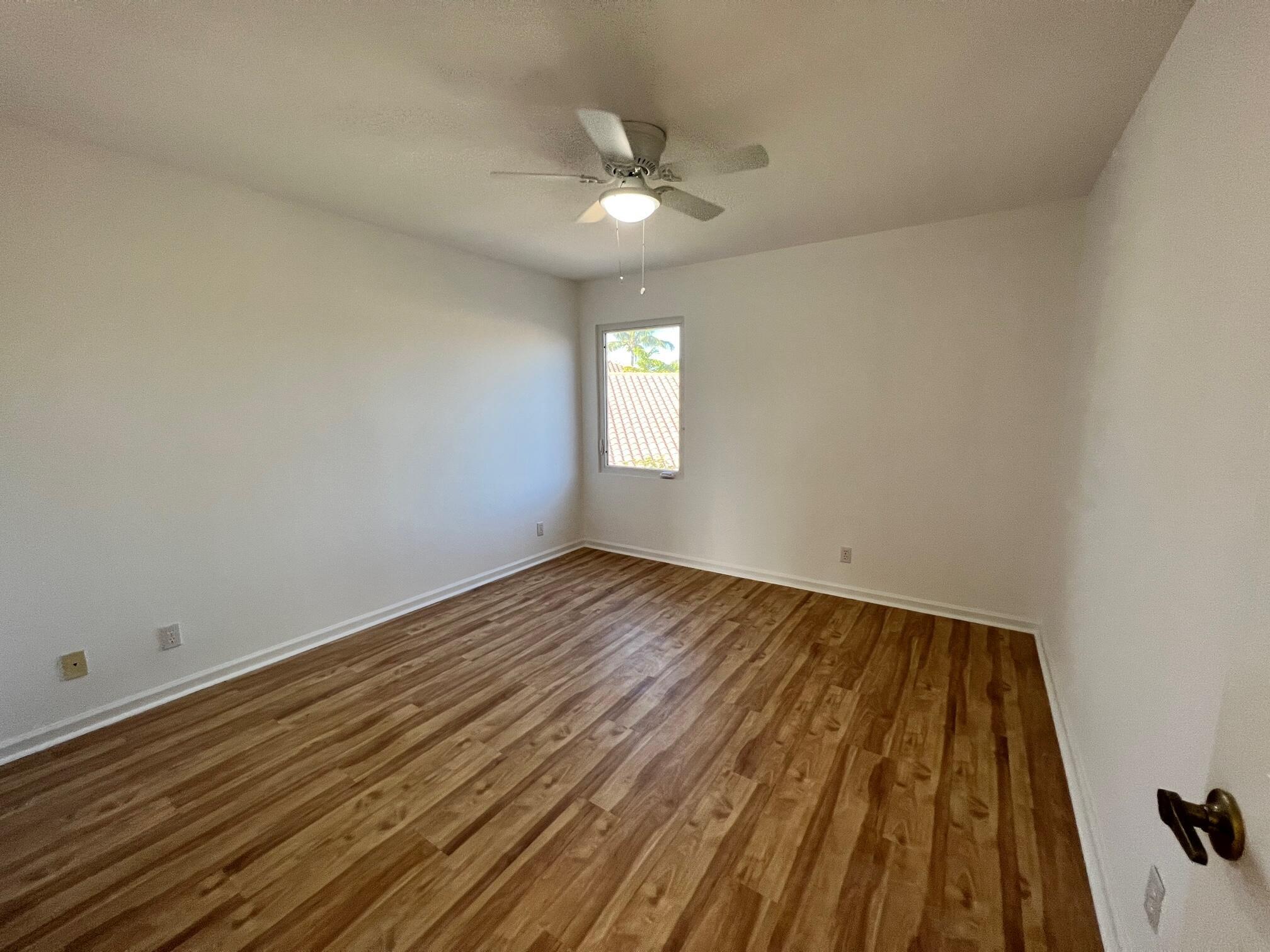 WINDCHIME LAKES - Residential Lease