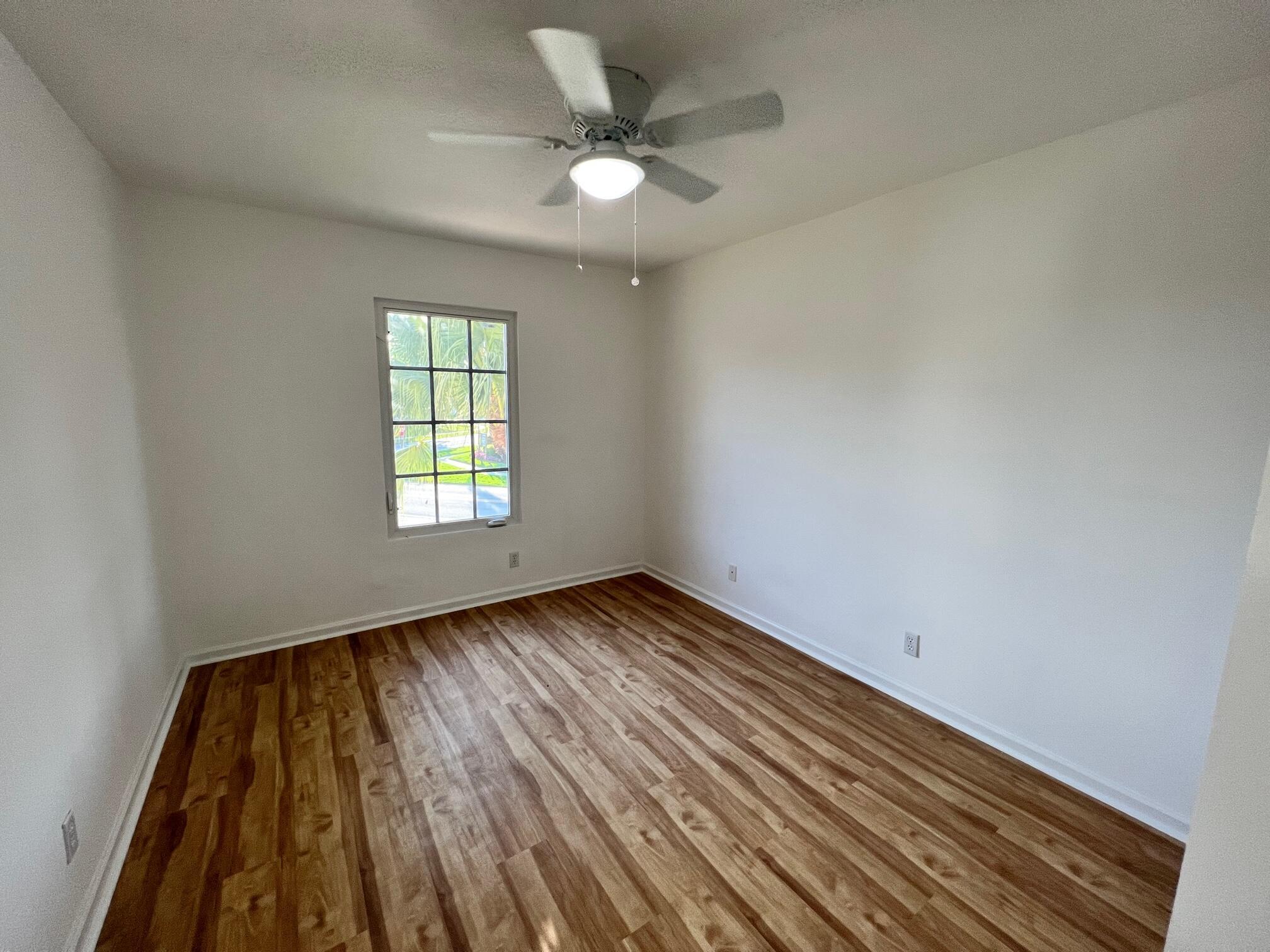 WINDCHIME LAKES - Residential Lease
