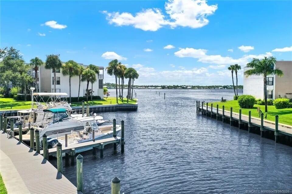 This home is located at 1950 SW Palm City Rd Unit 2-102, Stuart, FL 34994 and is currently priced at $298,000, approximately $323 per square foot. This property was built in 1975. 1950 SW Palm City Rd Unit 2-102 is a home located in Martin County with nearby schools including J. D. Parker School Of Technology, Stuart Middle School, and Jensen Beach High School.