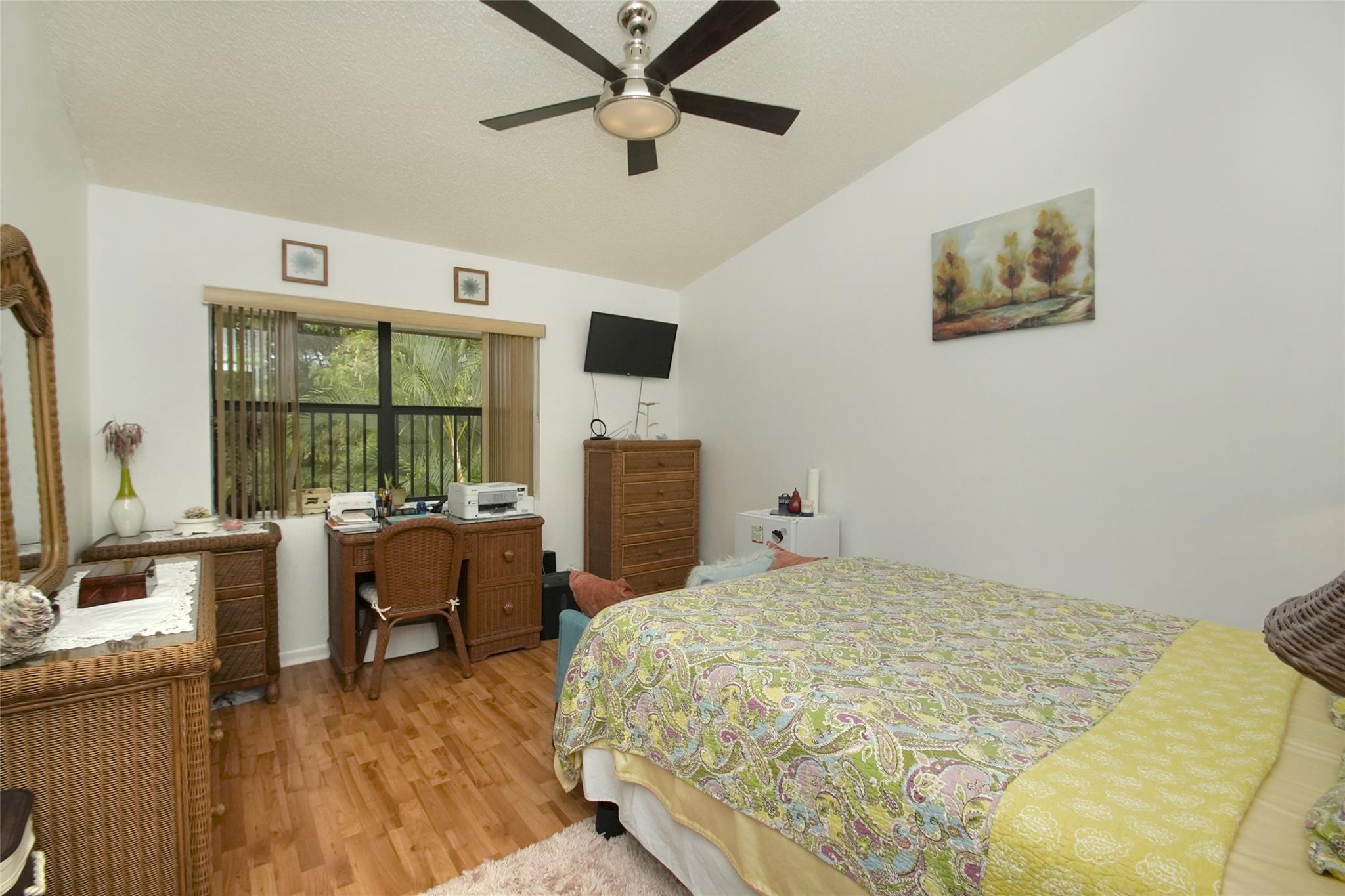 Golden Raintree V - Residential