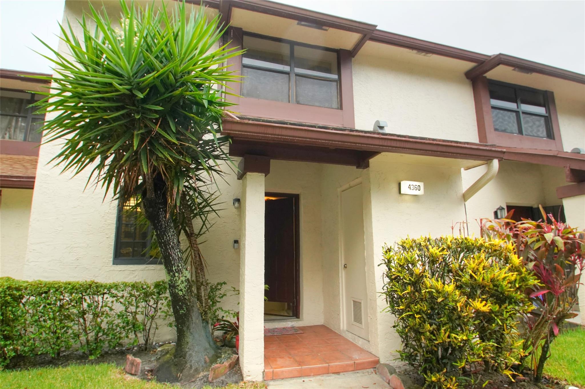 Golden Raintree V - Residential