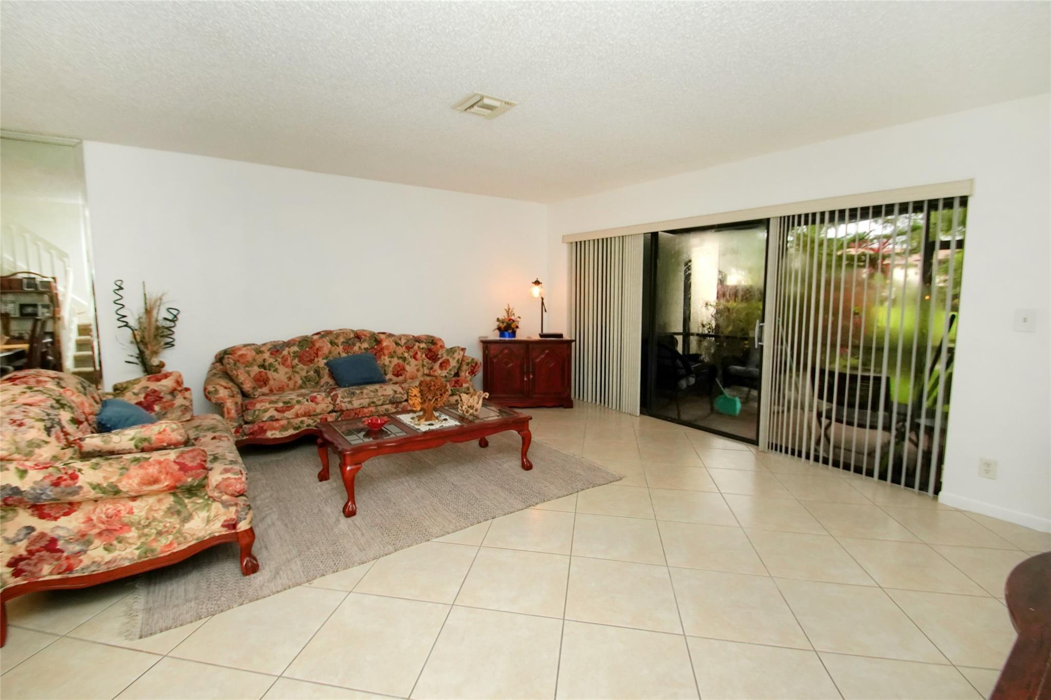 Golden Raintree V - Residential