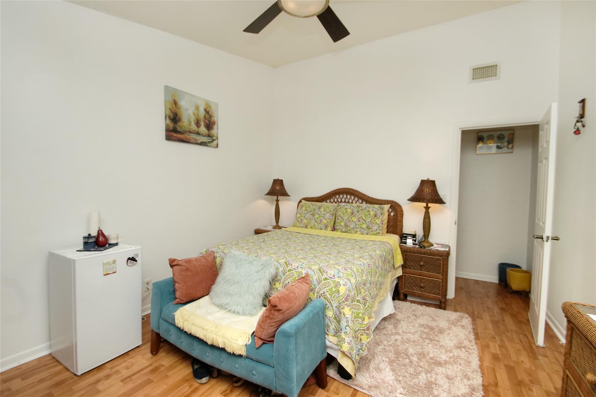 Golden Raintree V - Residential