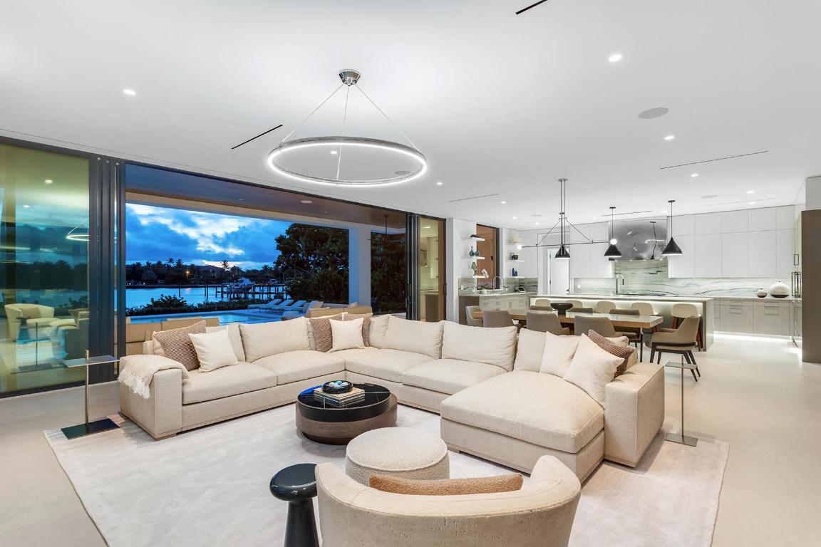 OCEAN PARK H W ROBBINS ADD IN - Residential