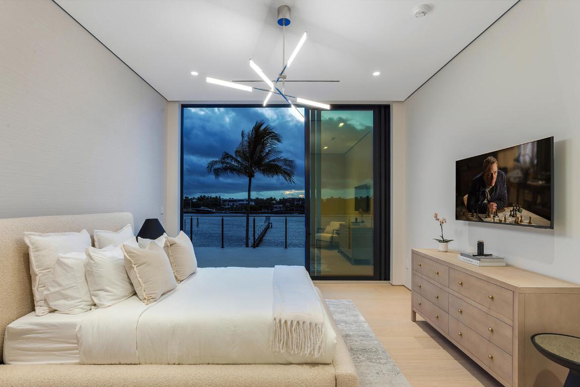 OCEAN PARK H W ROBBINS ADD IN - Residential