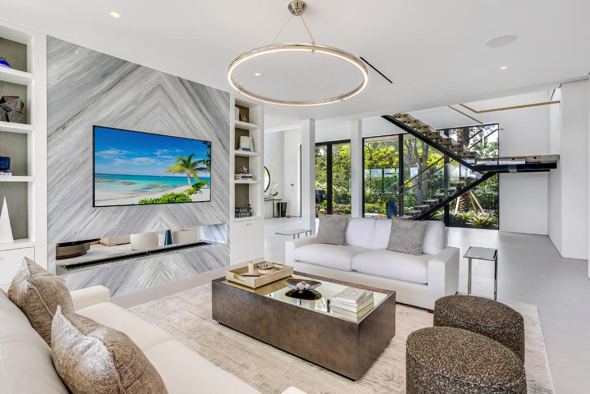 OCEAN PARK H W ROBBINS ADD IN - Residential