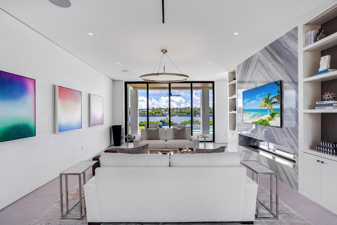 OCEAN PARK H W ROBBINS ADD IN - Residential