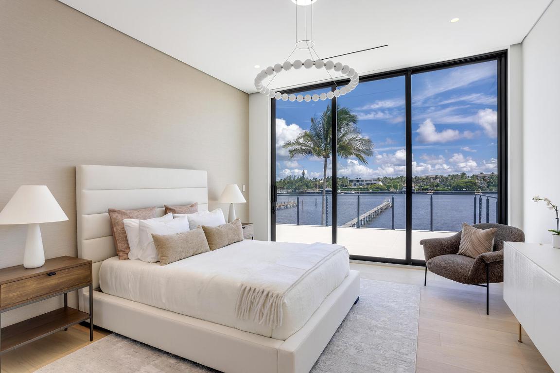 OCEAN PARK H W ROBBINS ADD IN - Residential