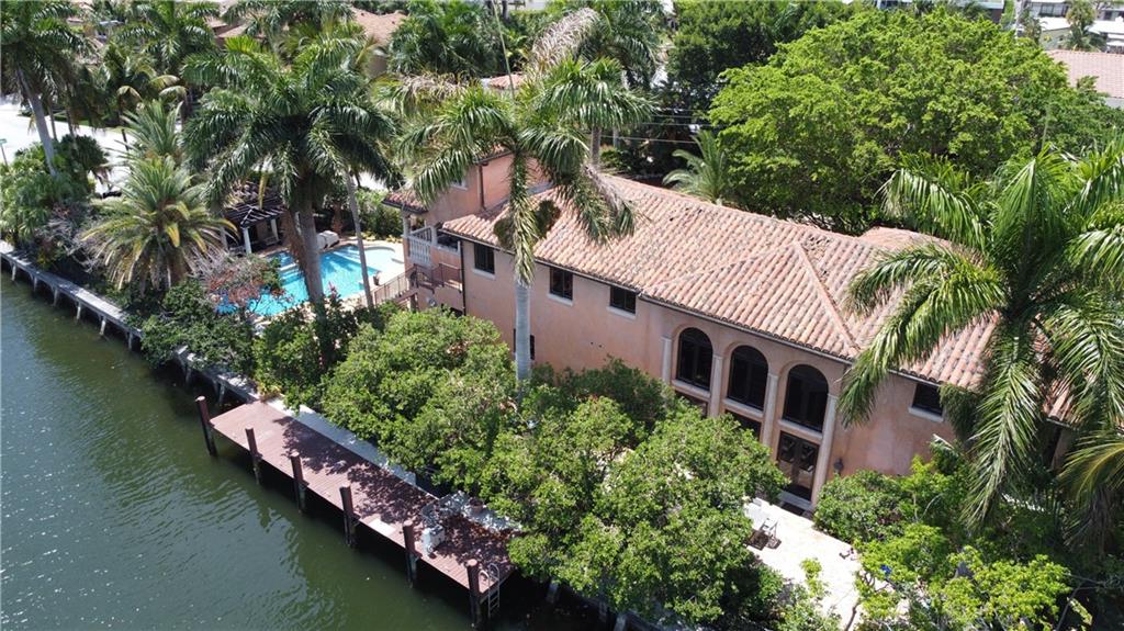 SEVEN ISLES - Residential