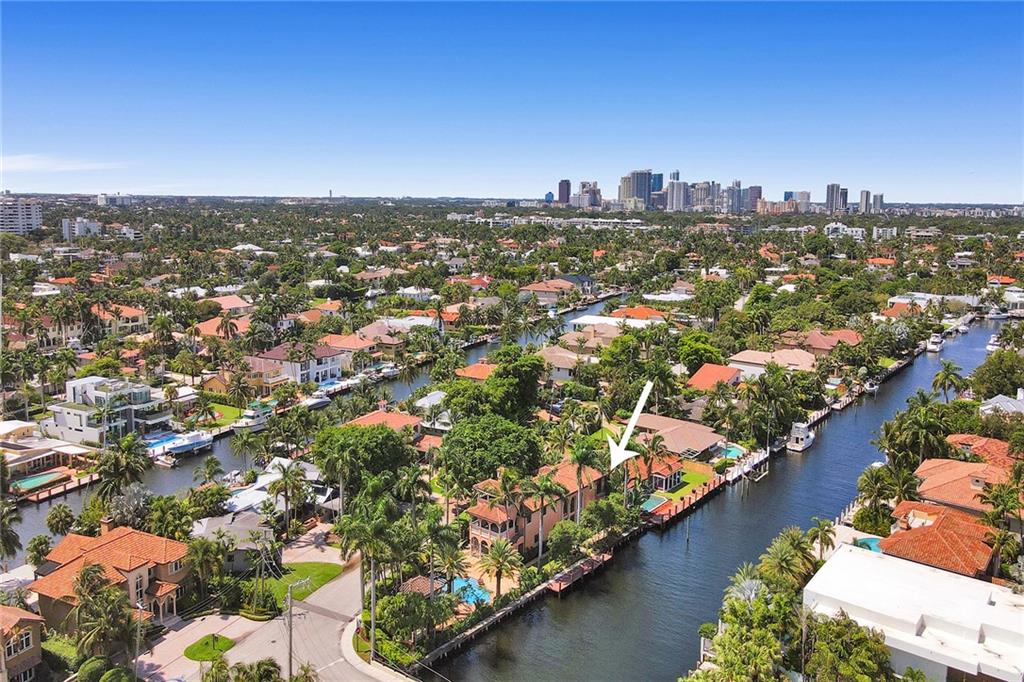 SEVEN ISLES - Residential