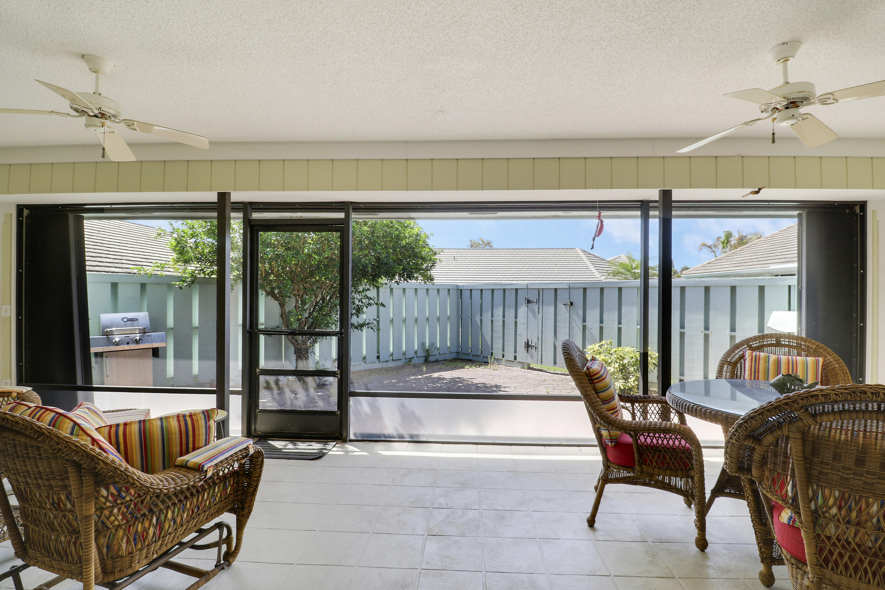 BELLA VISTA - Residential