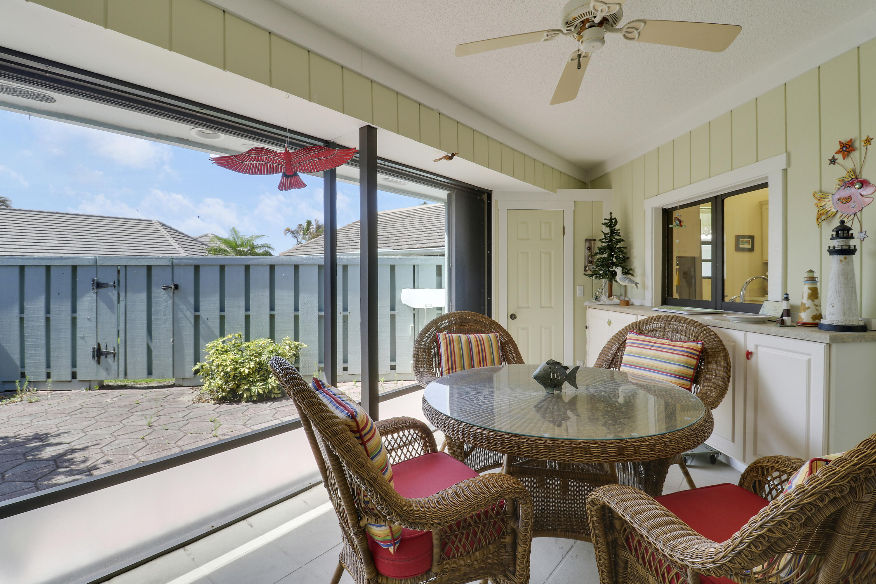 BELLA VISTA - Residential