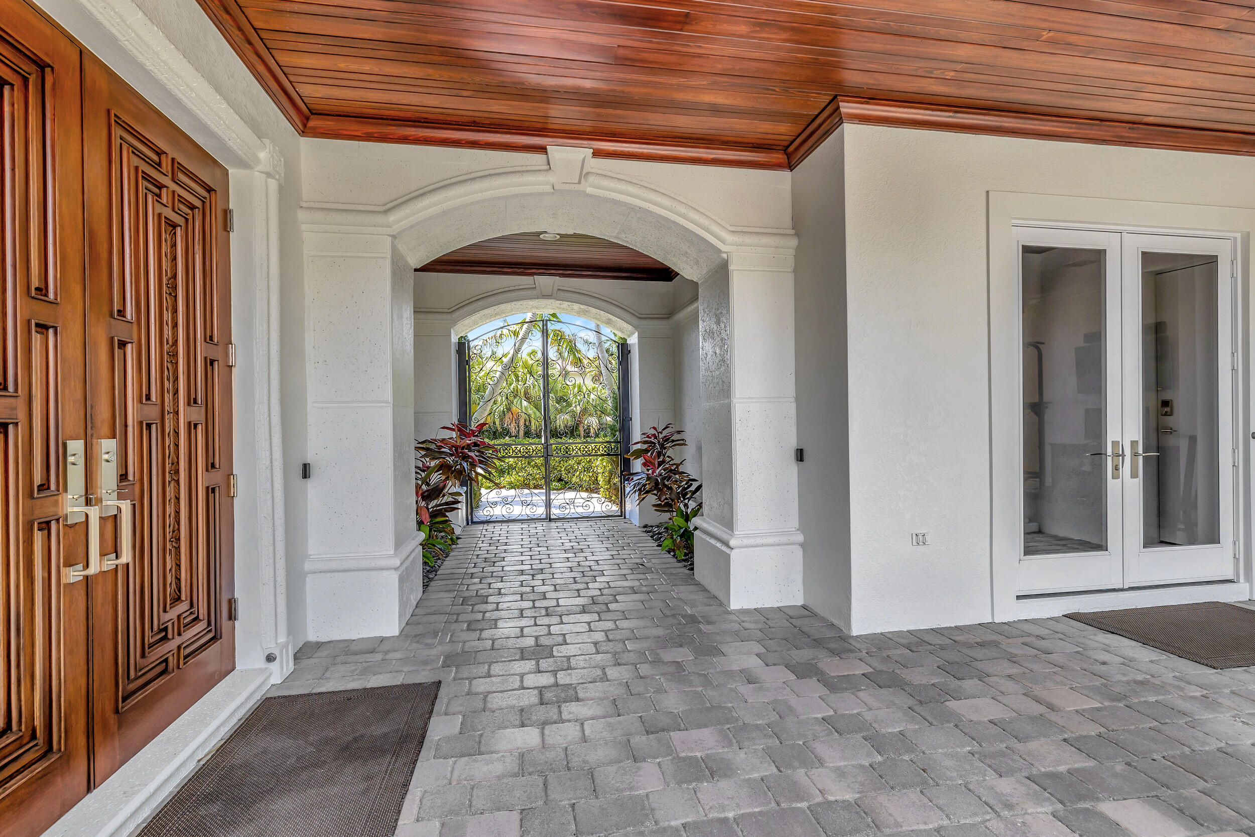 BOCA BAY COLONY - Residential