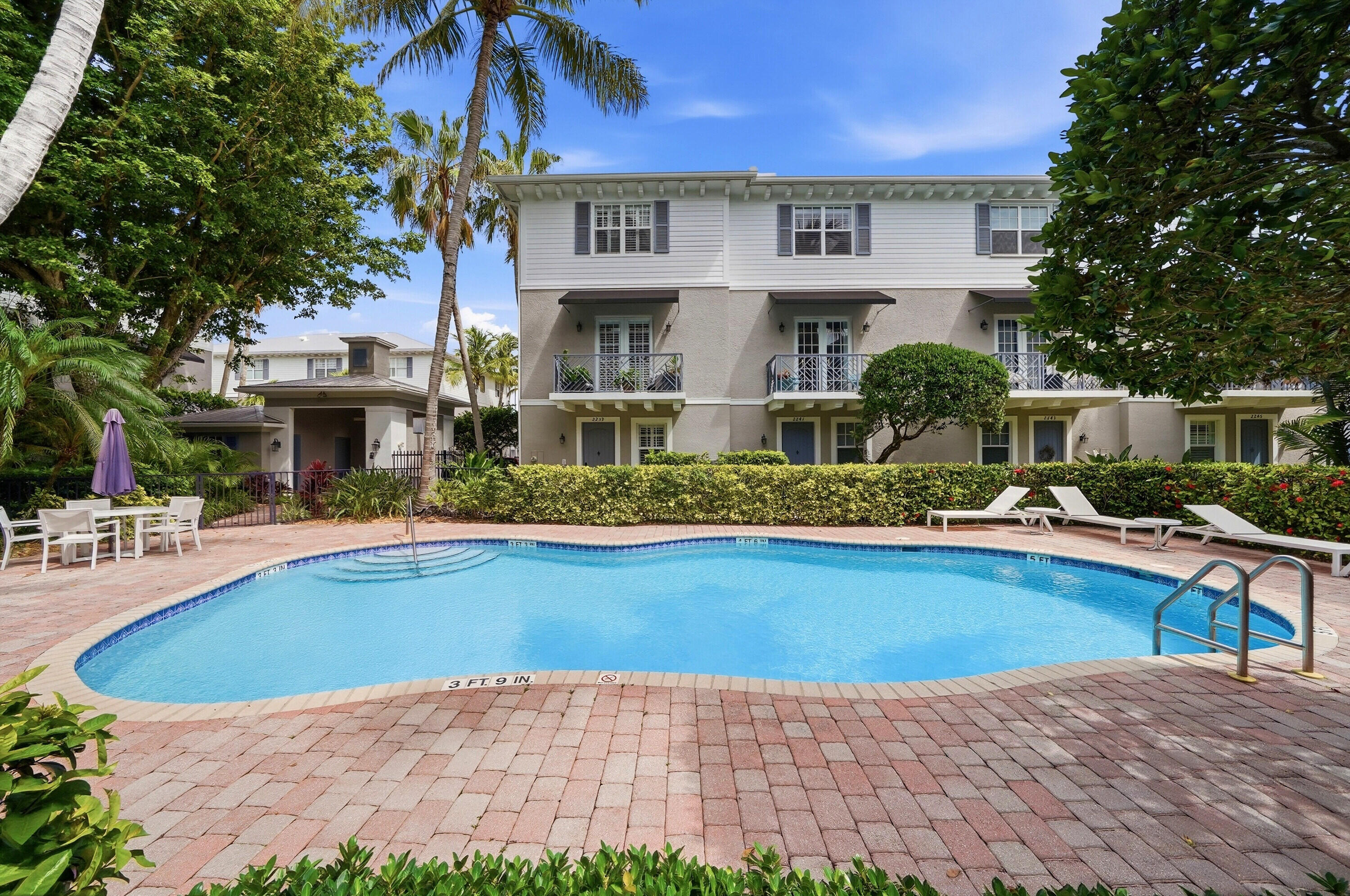 WILTON MANORS - Residential