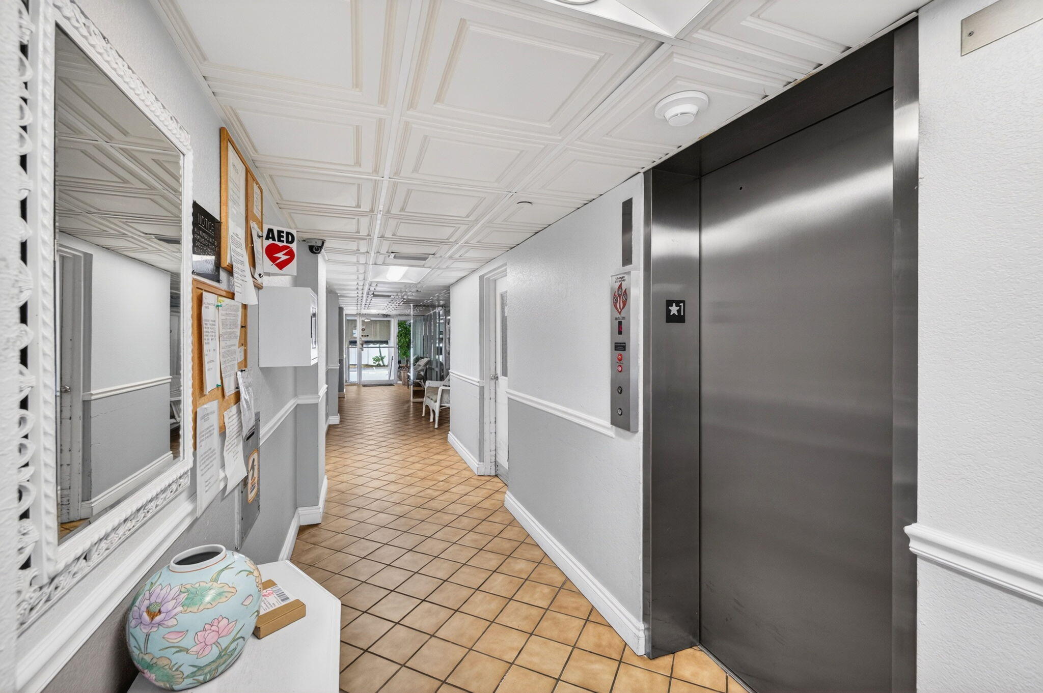 LEISURE SANDS CONDO - Residential