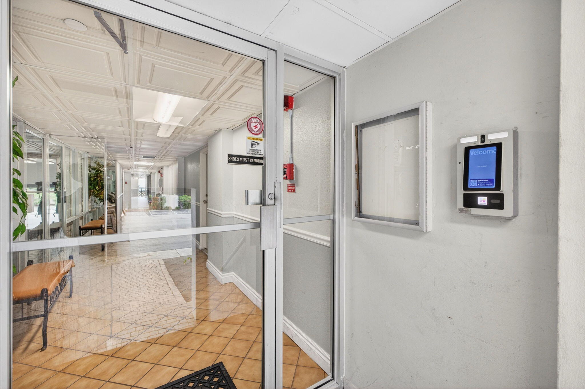 LEISURE SANDS CONDO - Residential