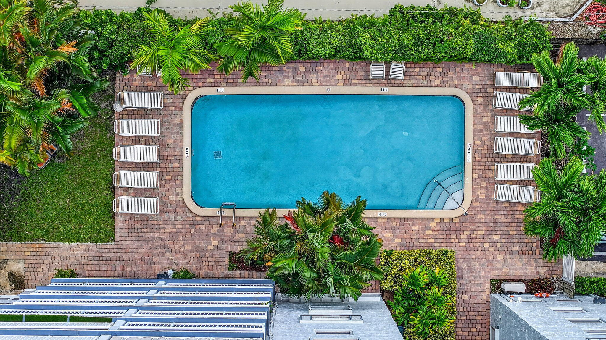 LEISURE SANDS CONDO - Residential