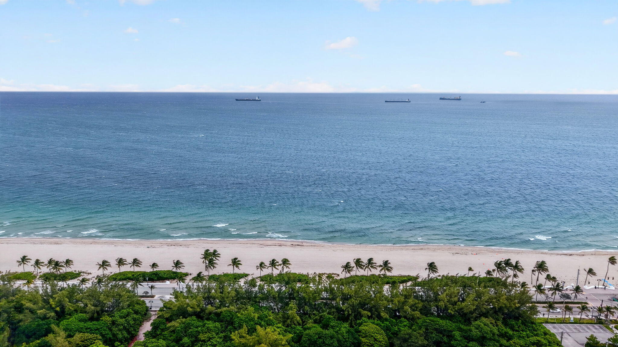 LEISURE SANDS CONDO - Residential