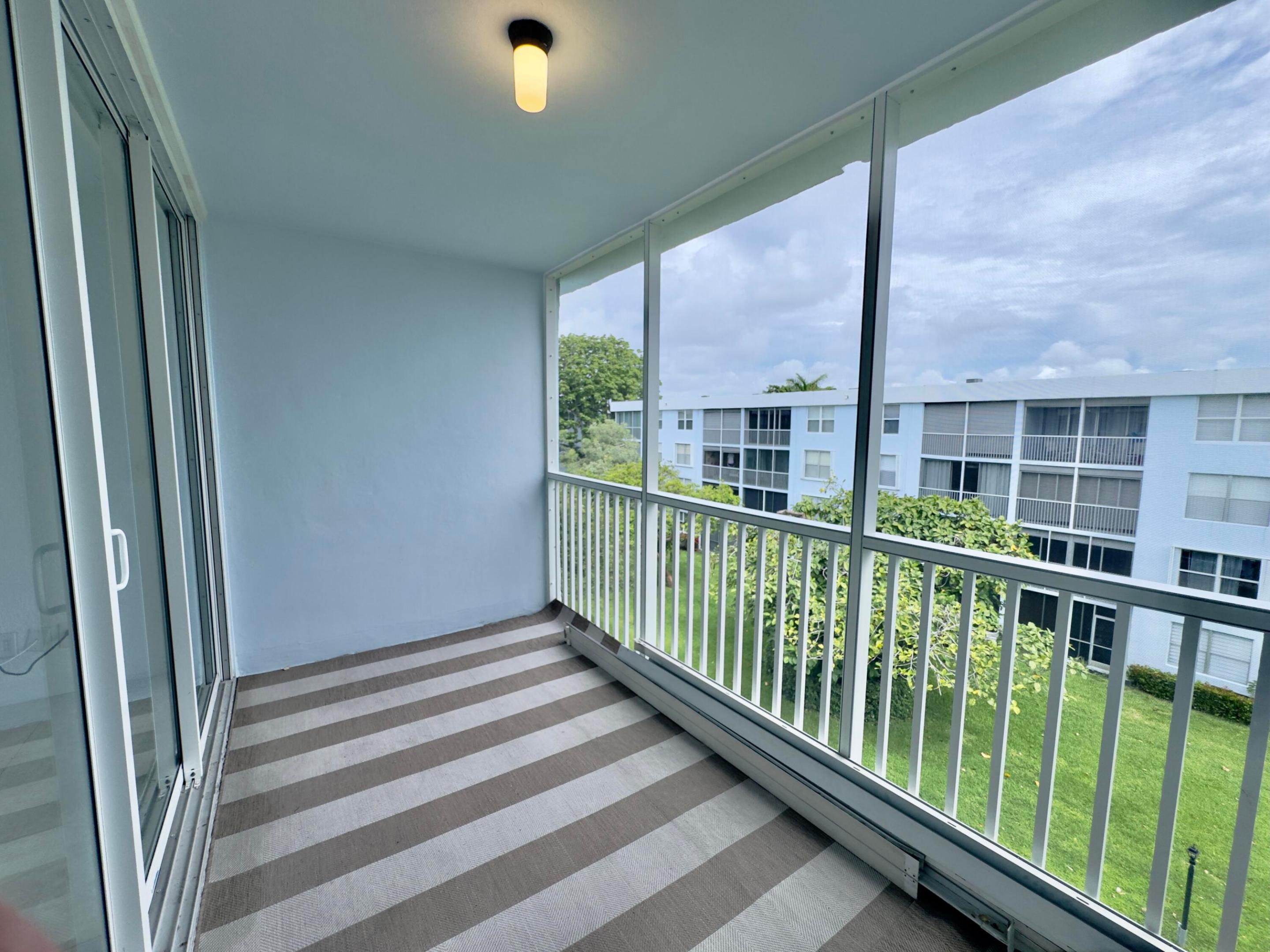SEAGATE OF GULFSTREAM CONDO - Residential