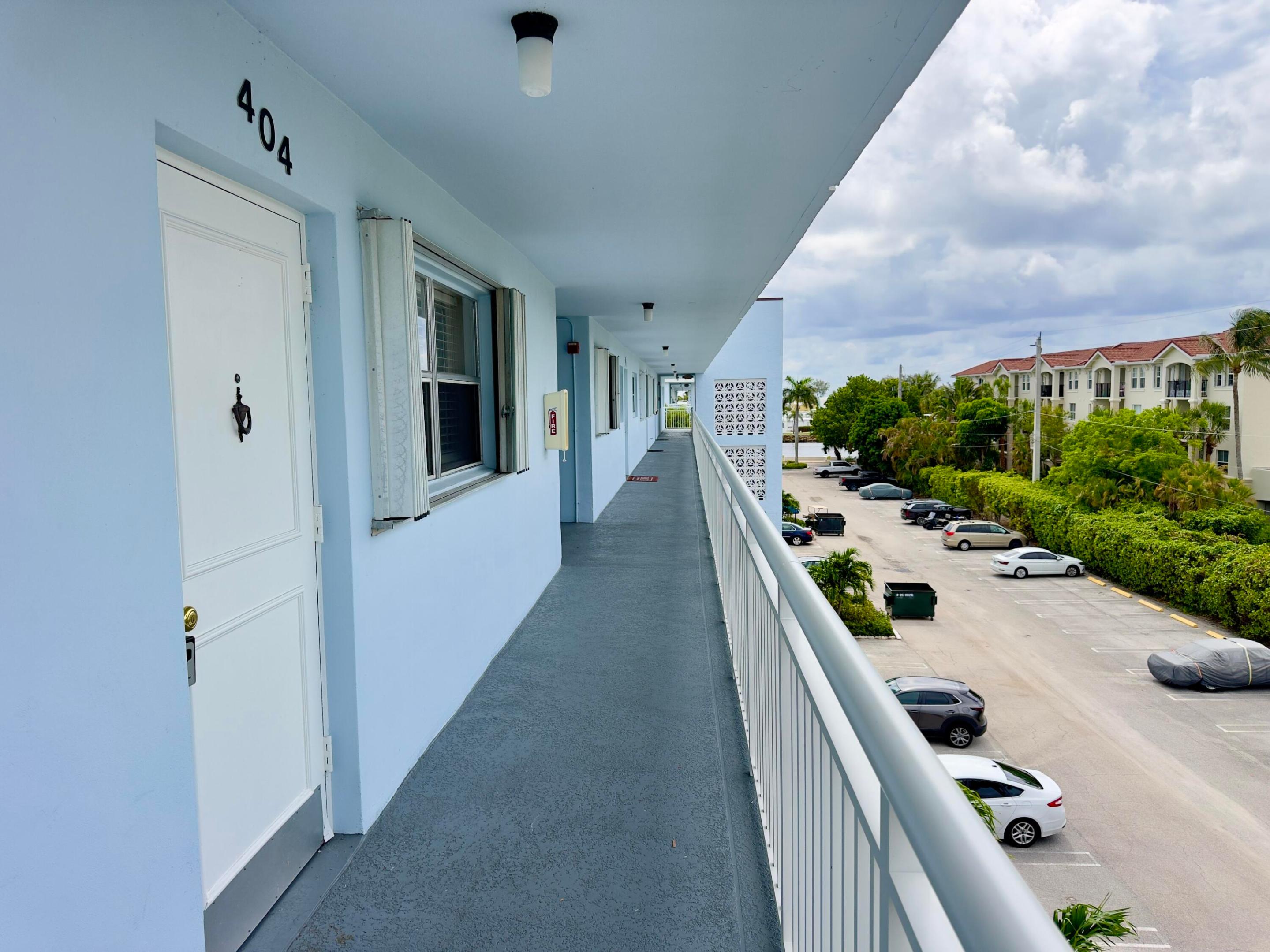 SEAGATE OF GULFSTREAM CONDO - Residential