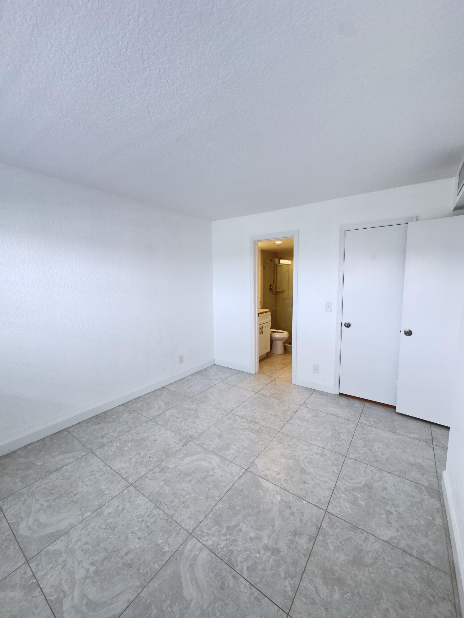 SEAGATE OF GULFSTREAM CONDO - Residential