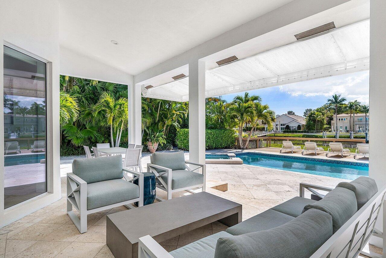 ADMIRALS COVE - Residential