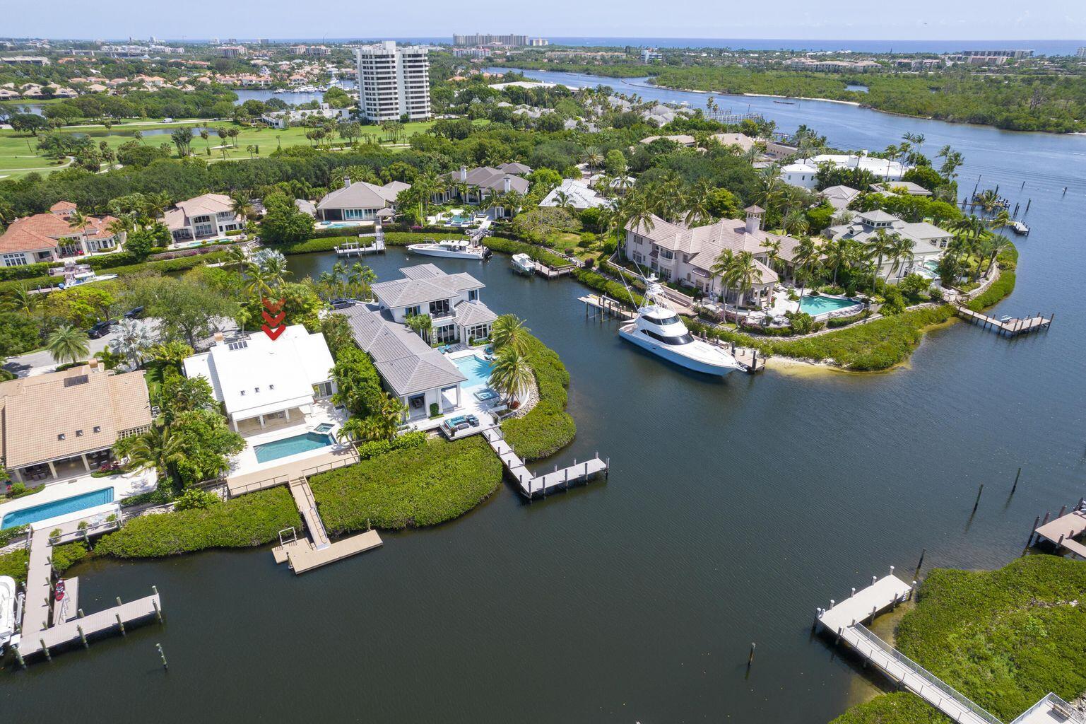 ADMIRALS COVE - Residential