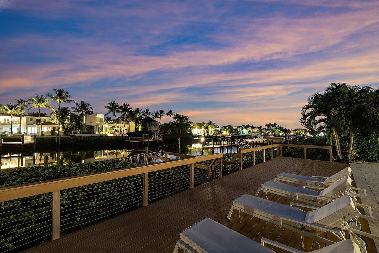 ADMIRALS COVE - Residential