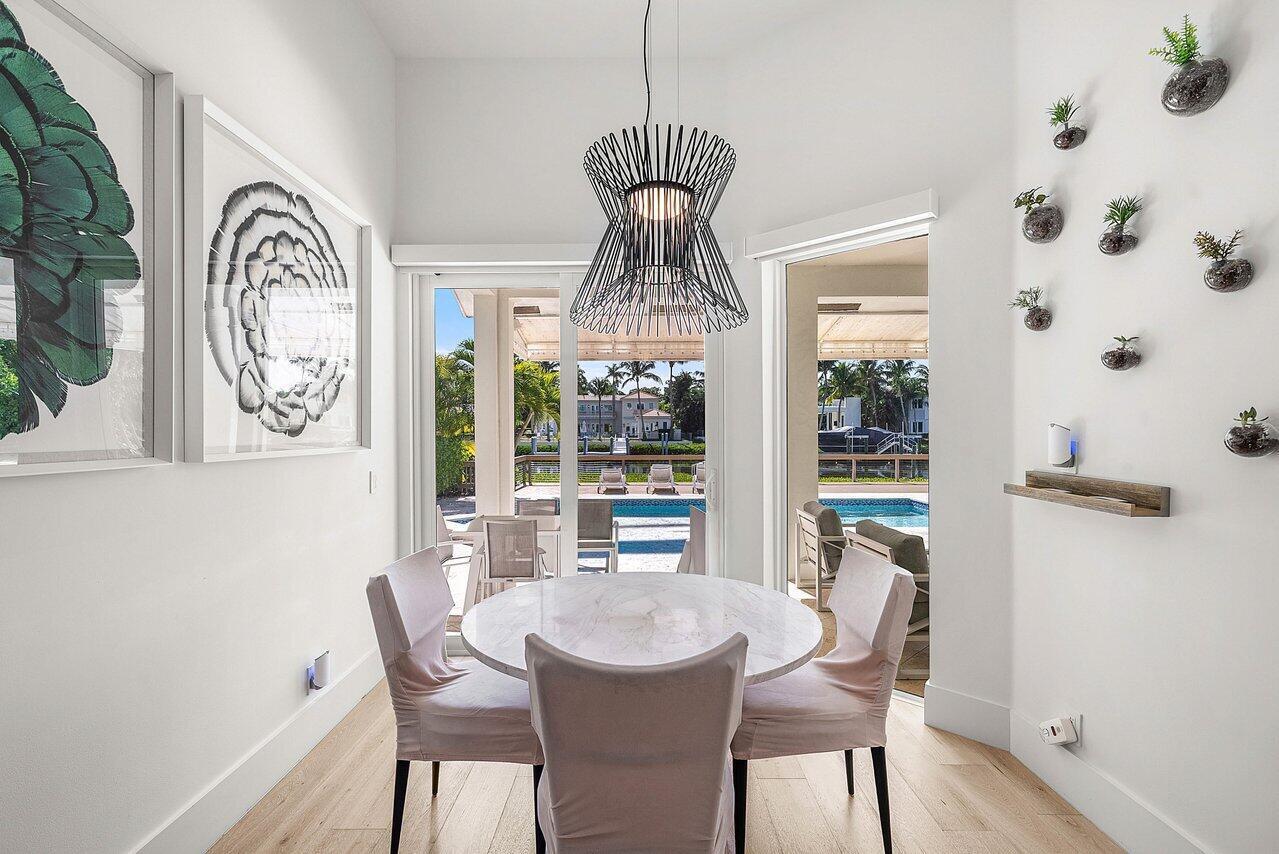 ADMIRALS COVE - Residential