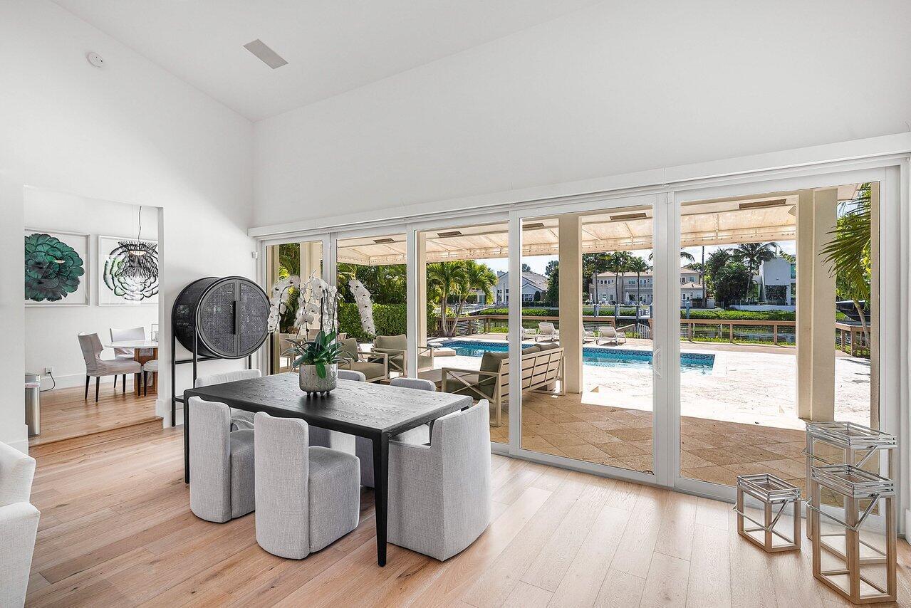 ADMIRALS COVE - Residential