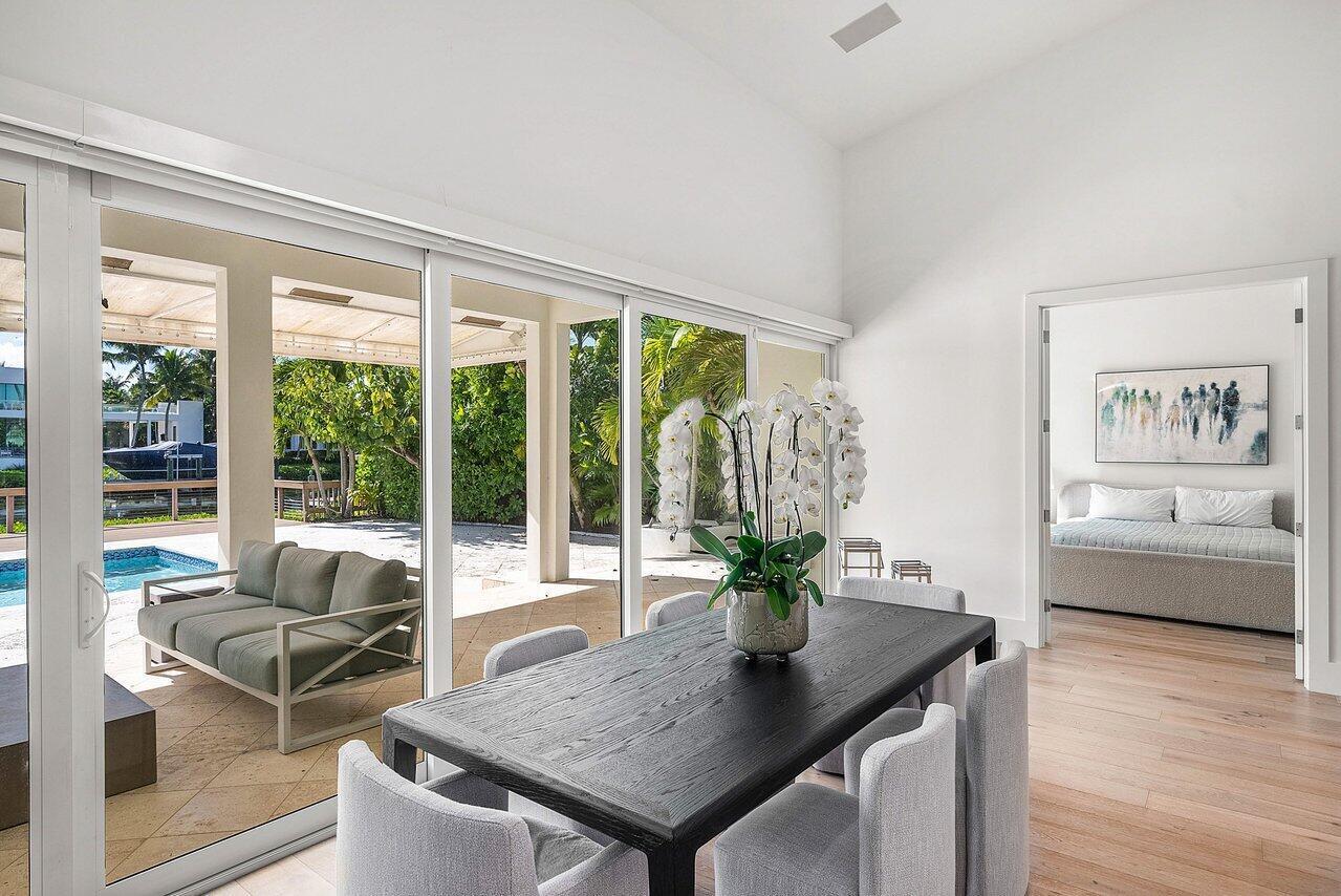 ADMIRALS COVE - Residential