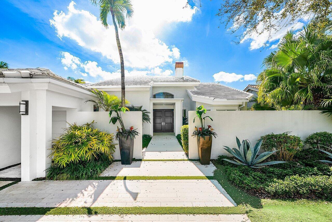 ADMIRALS COVE - Residential