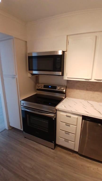 STRATFORD HOUSE CONDO - Residential