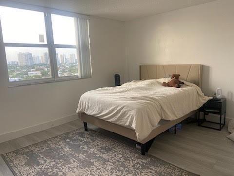 STRATFORD HOUSE CONDO - Residential