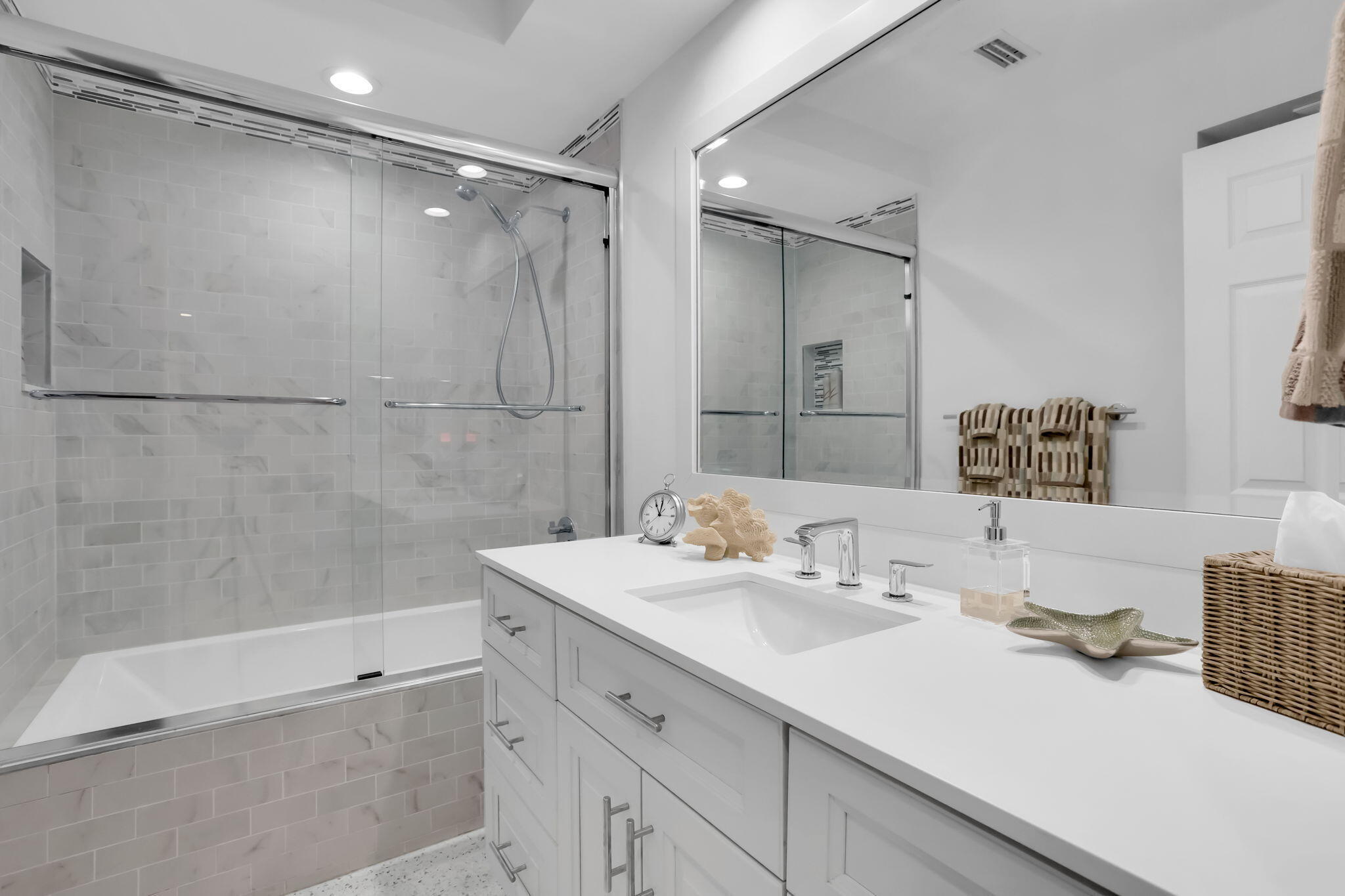 REIDS JOHN B VILLAGE - Residential Lease