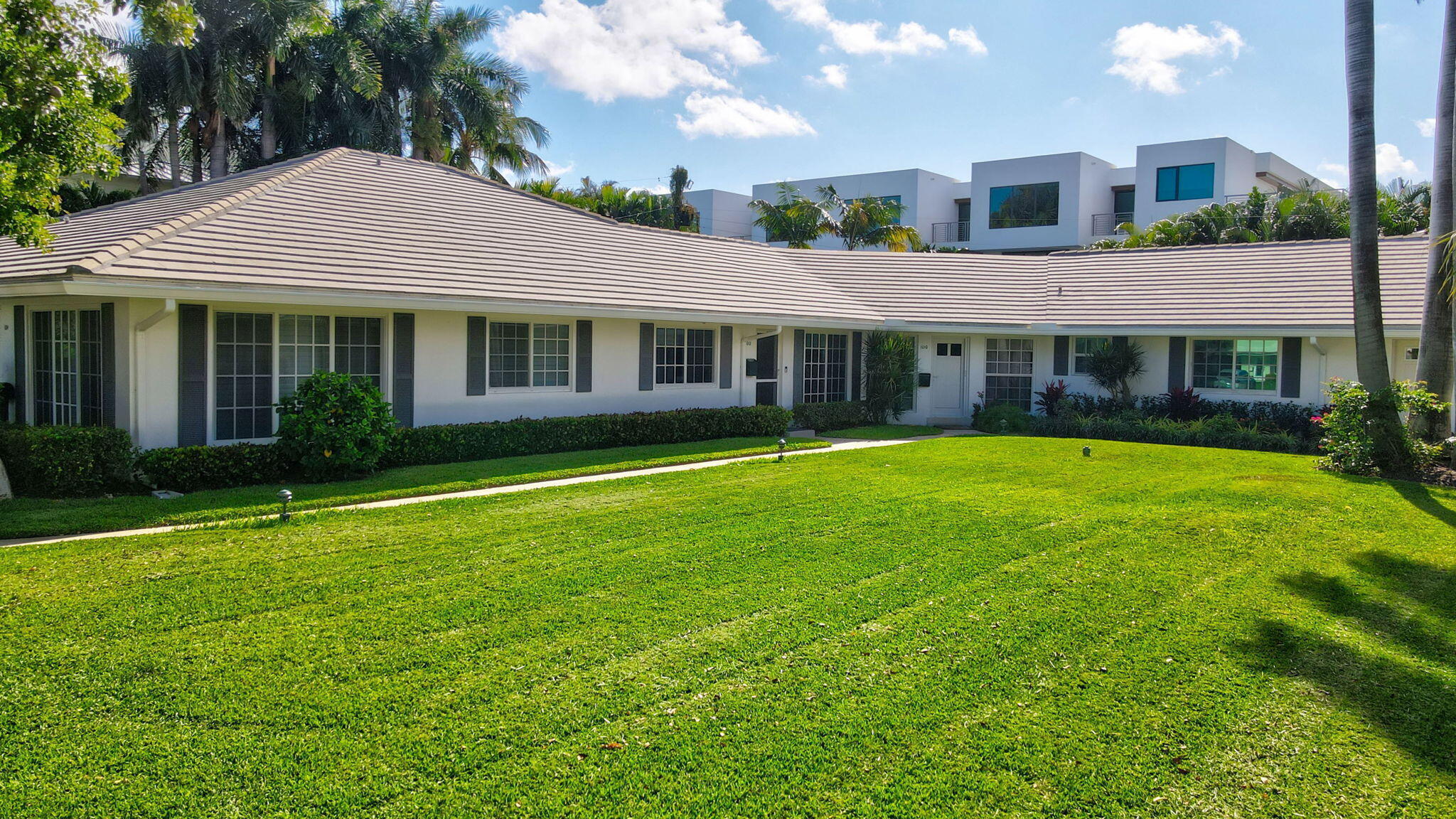REIDS JOHN B VILLAGE - Residential Lease