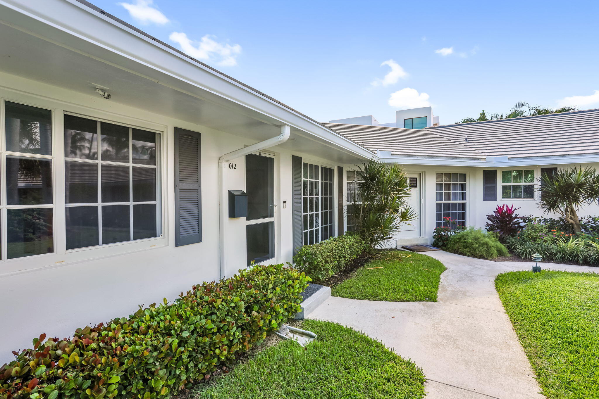 REIDS JOHN B VILLAGE - Residential Lease