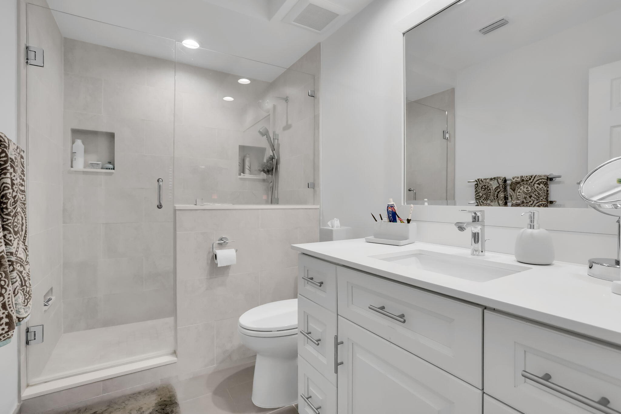 REIDS JOHN B VILLAGE - Residential Lease