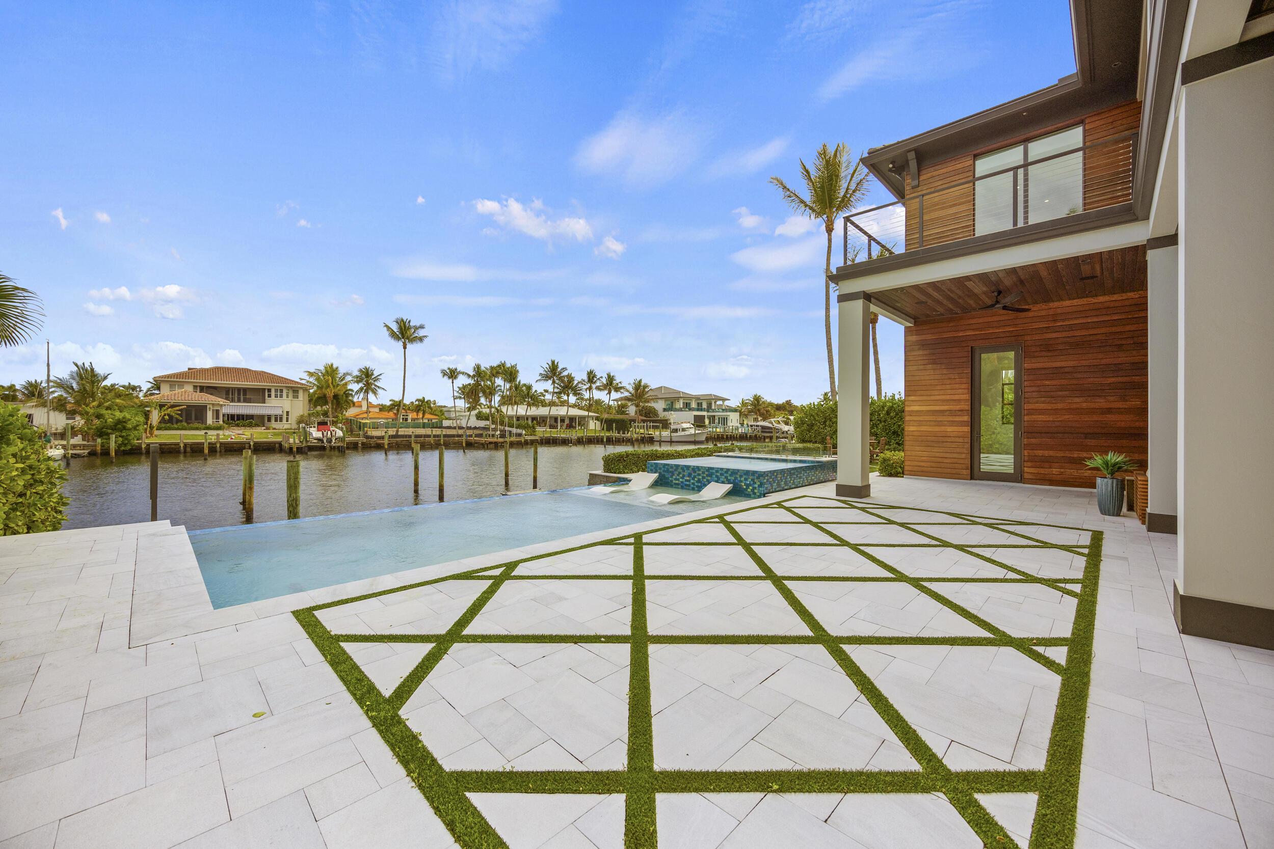 NORTH PALM BEACH VILLAGE OF 6 - Residential
