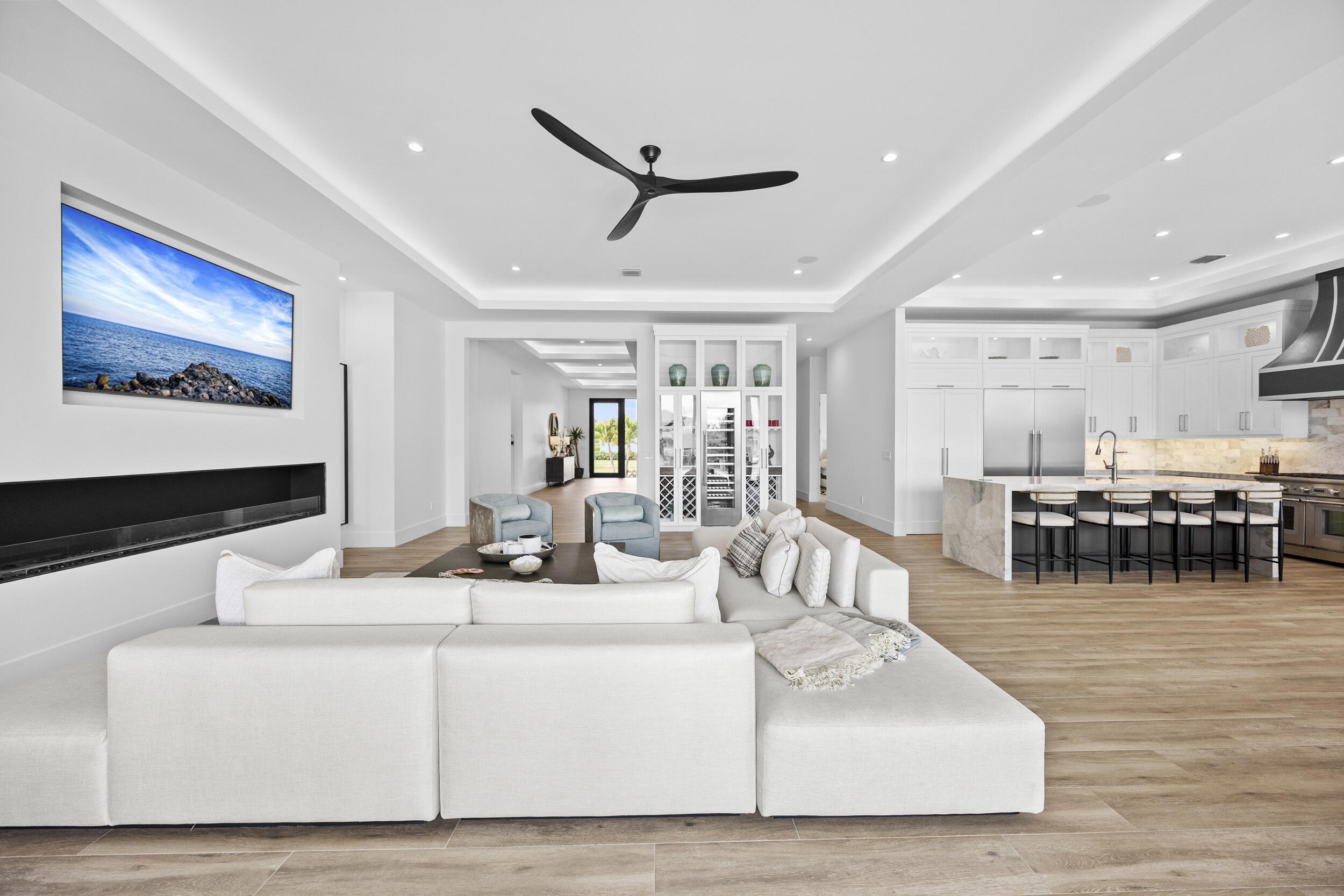 NORTH PALM BEACH VILLAGE OF 6 - Residential