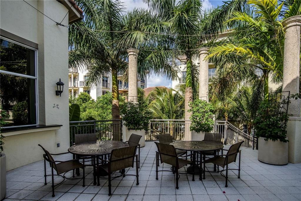 WILTON STATION RES CONDO - Residential