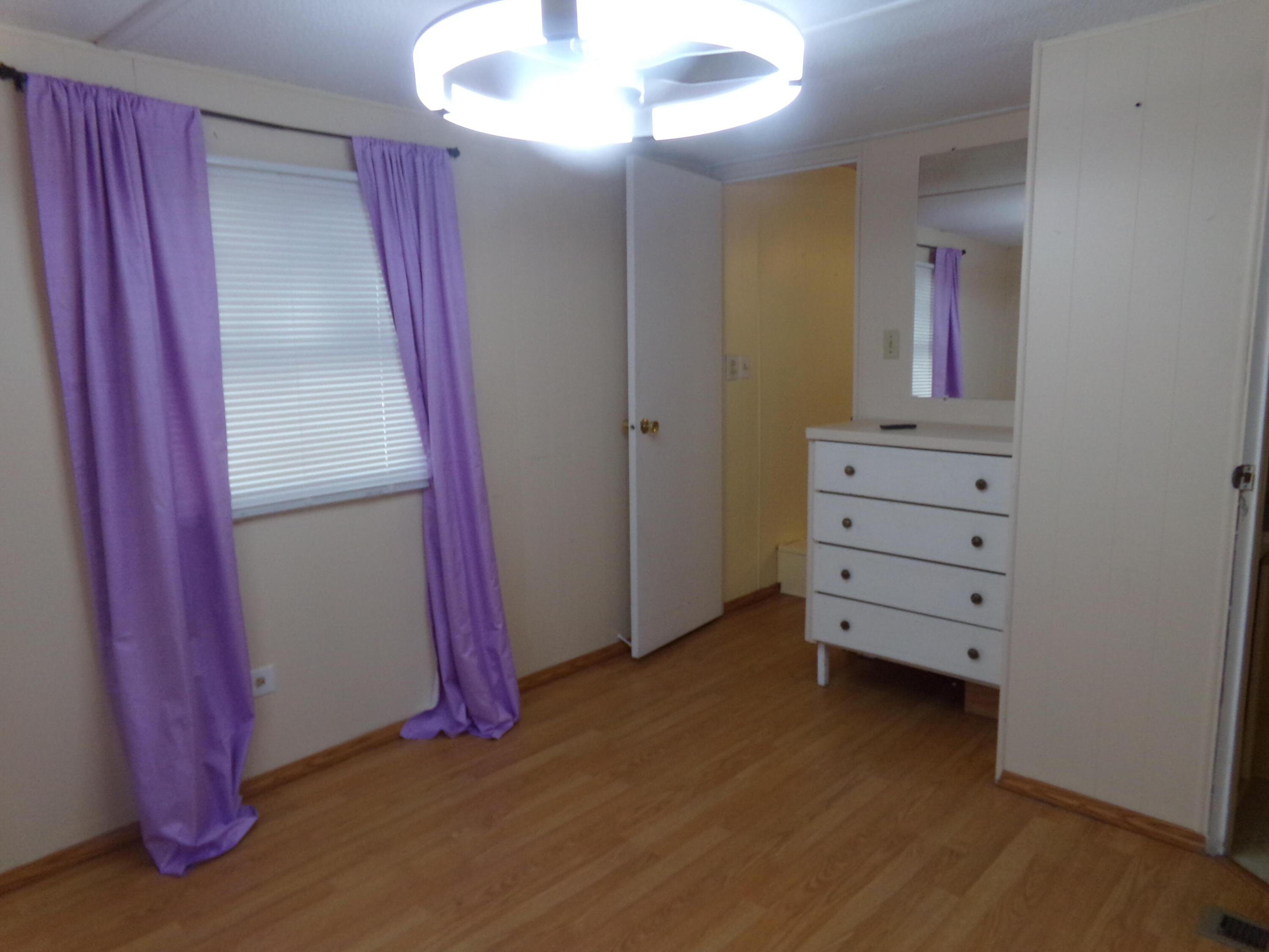 PARRY TRAILER VILLAGE - Residential