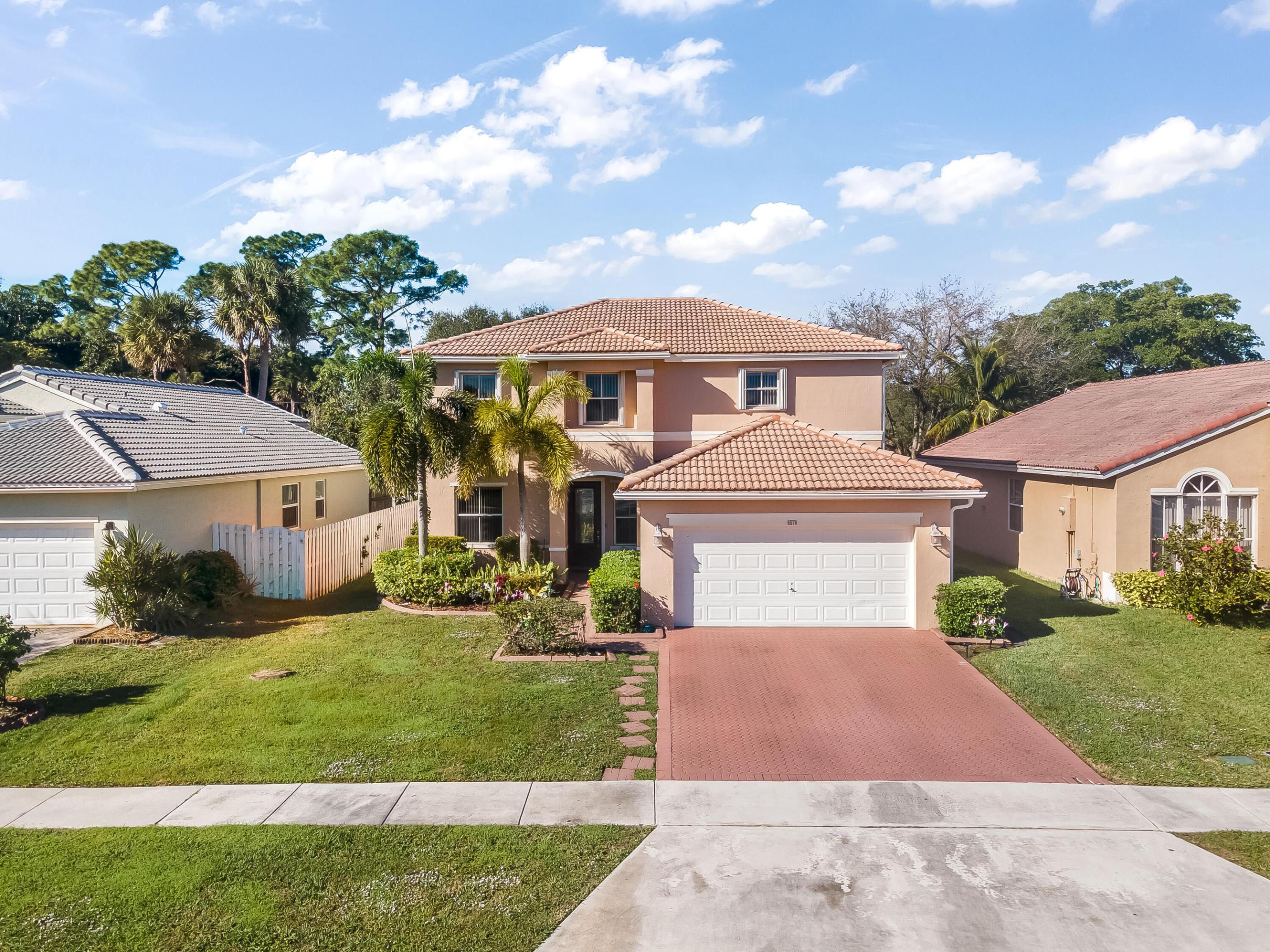 DILLMAN FARMS - Residential