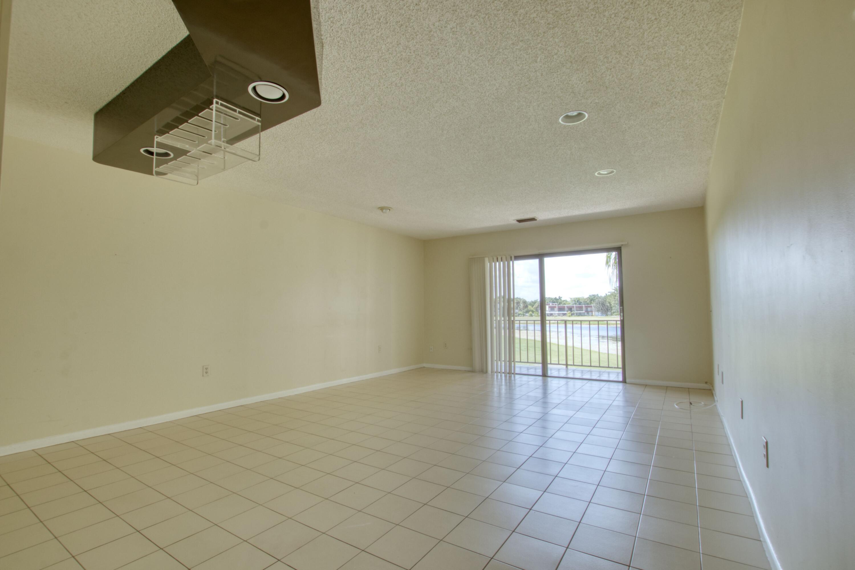 FOUNTAINS OF PALM BEACH CONDO 9 - Residential Lease