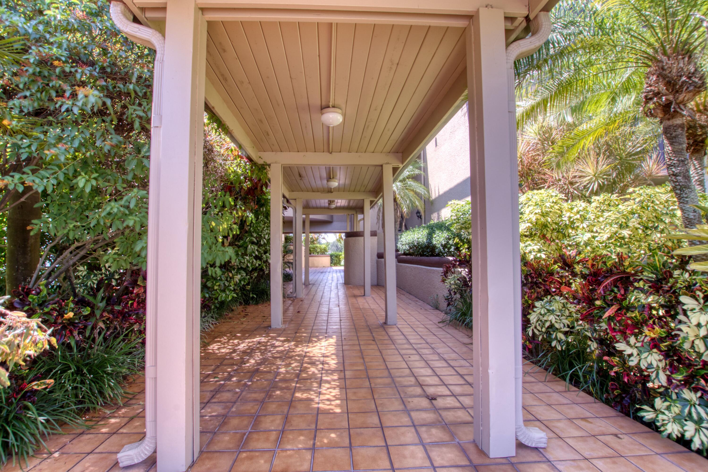 FOUNTAINS OF PALM BEACH CONDO 9 - Residential Lease