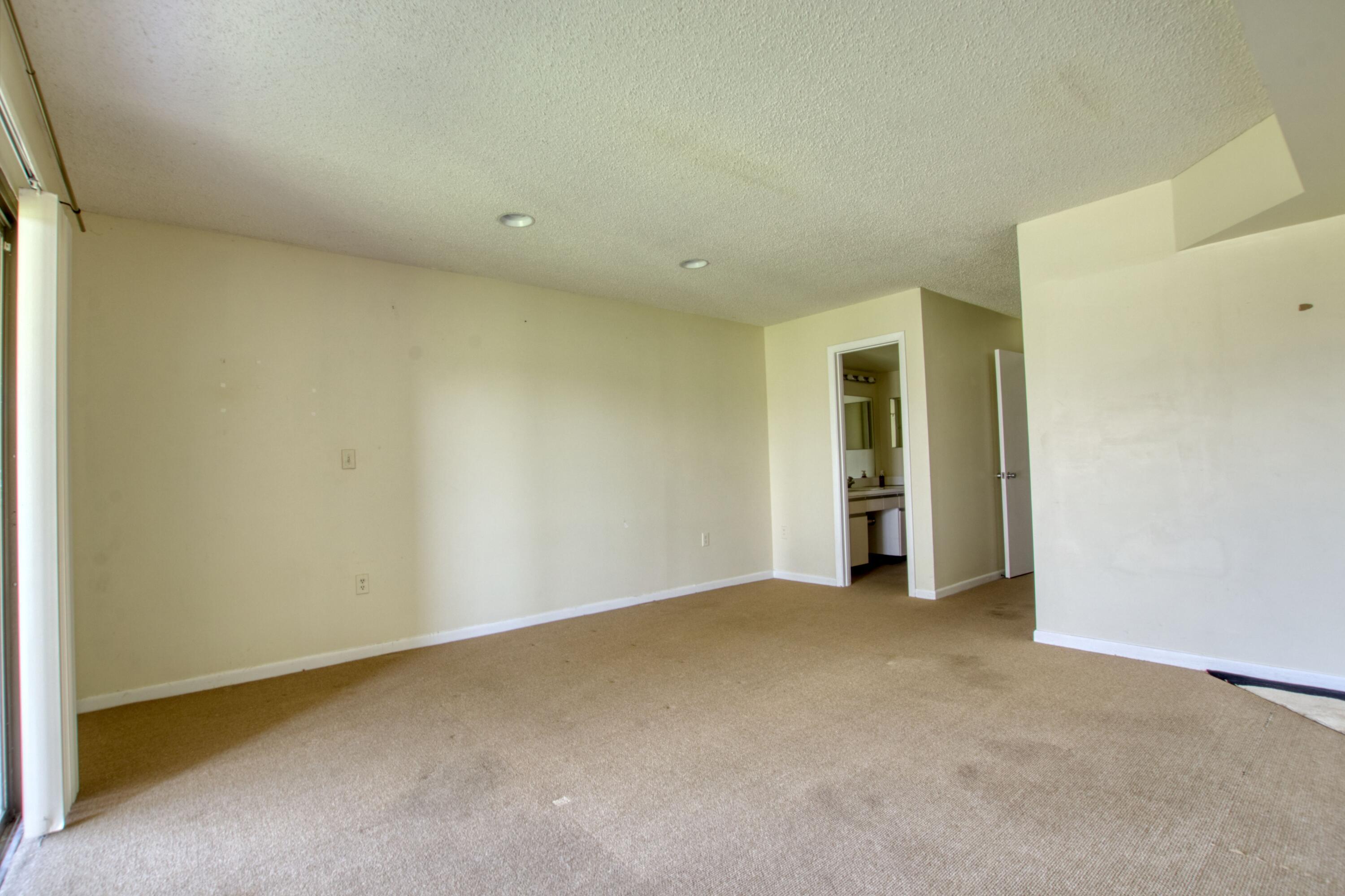 FOUNTAINS OF PALM BEACH CONDO 9 - Residential Lease