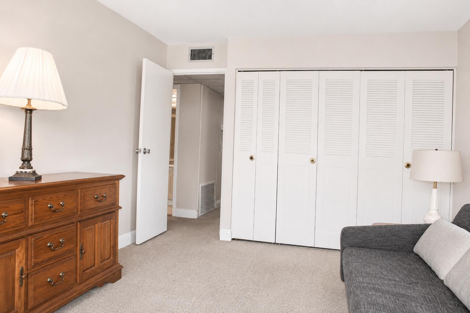 KINGS POINT BRITTANY CONDOS - Residential Lease