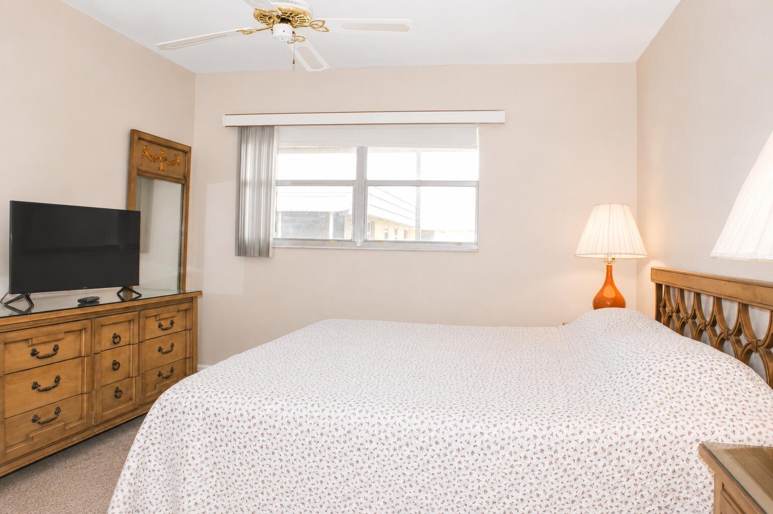 KINGS POINT BRITTANY CONDOS - Residential Lease